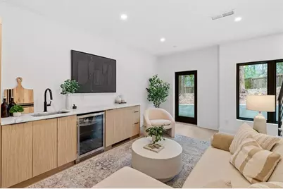 1165 Penny Lane, Atlanta, GA 30329 - Photo 17