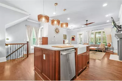 385 15th Street NW #6, Atlanta, GA 30363 - Photo 1