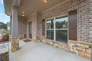 1269 Victoria Walk Ln, Dacula, GA 30019 - Photo 3