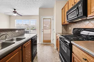 6632 Splashwater Dr, Flowery Branch, GA 30542 - Photo 13