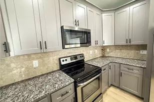 8001 Woodland Ln, Alpharetta, GA 30009 - Photo 5