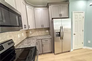 8001 Woodland Ln, Alpharetta, GA 30009 - Photo 5