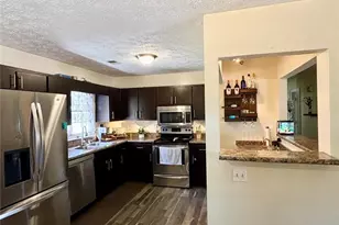 2540 Valient Dr, Cumming, GA 30041 - Photo 15