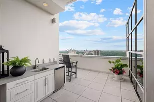 2828 Peachtree Rd NW, Atlanta, GA 30305 - Photo 49