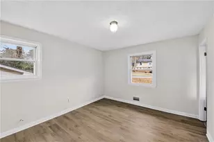 8845 Ashwood Dr, Riverdale, GA 30274 - Photo 15