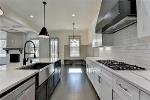 6181 Shoreland Cir, Buford, GA 30518 - Photo 13