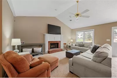 1405 La Maison Drive, Lawrenceville, GA 30043 - Photo 5