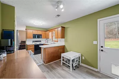 1405 La Maison Drive, Lawrenceville, GA 30043 - Photo 7