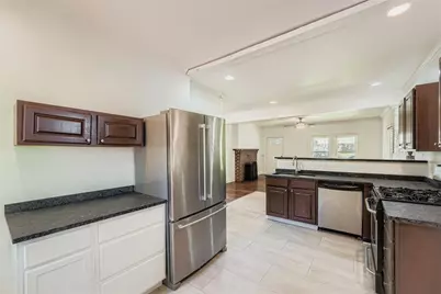 511 Walnut Street, Hapeville, GA 30354 - Photo 5