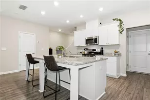 2160 Lanier Harbor Pt, Buford, GA 30518 - Photo 9