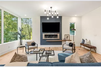 1045 Shepherds Lane NE, Atlanta, GA 30324 - Photo 9