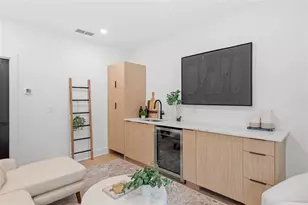 1169 Penny Ln, Atlanta, GA 30329 - Photo 13