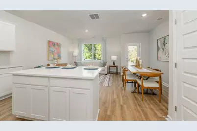 5009 Oakwood Road, Stone Mountain, GA 30088 - Photo 5