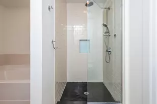 4561 Olde Perimeter Way, Atlanta, GA 30346 - Photo 27