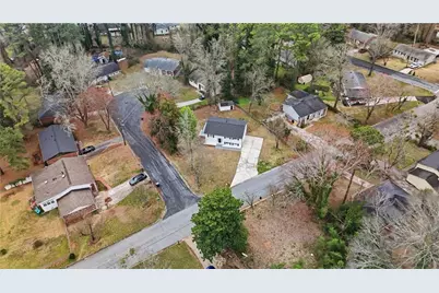 1332 Pineglen Drive, Riverdale, GA 30296 - Photo 35