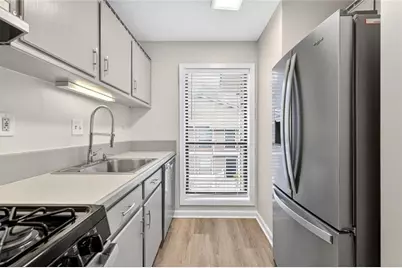 204 Wynnes Ridge Circle SE, Marietta, GA 30067 - Photo 5