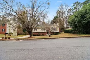 6811 Edmonton Ct, Lithonia, GA 30058 - Photo 31