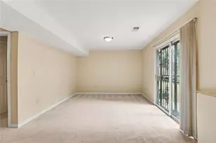 6811 Edmonton Ct, Lithonia, GA 30058 - Photo 29