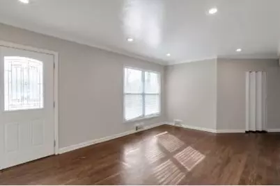 751 Yale Place SW, Atlanta, GA 30315 - Photo 3
