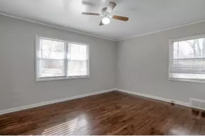 751 Yale Place SW, Atlanta, GA 30315 - Photo 9