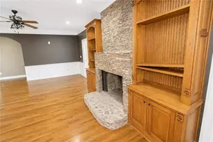 10060 Buice Rd, Alpharetta, GA 30022 - Photo 17