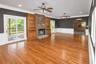 10060 Buice Rd, Alpharetta, GA 30022 - Photo 19