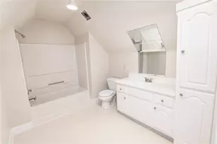 10060 Buice Rd, Alpharetta, GA 30022 - Photo 51