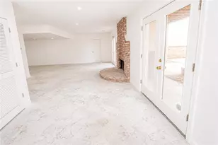 10060 Buice Rd, Alpharetta, GA 30022 - Photo 33