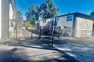 1425 Joseph E. Boone Blvd NW, Atlanta, GA 30314 - Photo 33