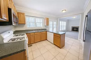 1565 Hascall Dr SW, Marietta, GA 30064 - Photo 15