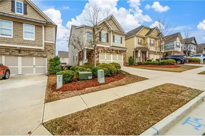 6622 Trailblazer Road, Flowery Branch, GA 30542 - Photo 3