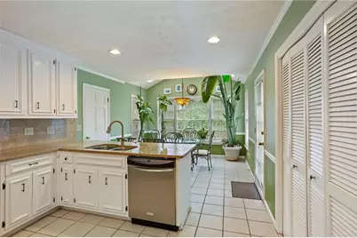 4150 Woodlark Court NE, Roswell, GA 30075 - Photo 13