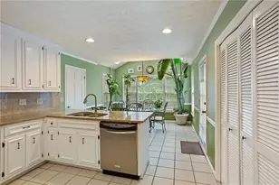 4150 Woodlark Ct NE, Roswell, GA 30075 - Photo 13