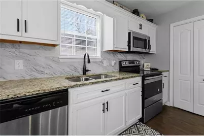 3560 Catalina Drive, Cumming, GA 30041 - Photo 9