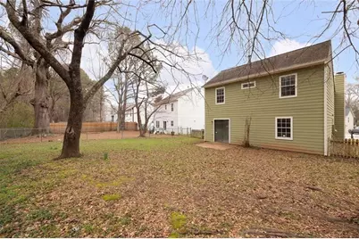 1055 Autumn Crest Court, Stone Mountain, GA 30083 - Photo 17