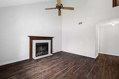 1055 Autumn Crest Court, Stone Mountain, GA 30083 - Photo 5