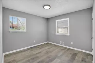 2717 Shelley Ln, Ellenwood, GA 30294 - Photo 15