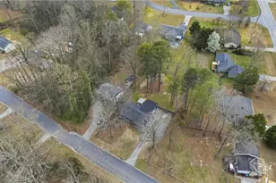 1341 Sommerset Dr, Lawrenceville, GA 30043 - Photo 37