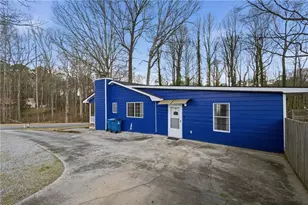 1341 Sommerset Dr, Lawrenceville, GA 30043 - Photo 5