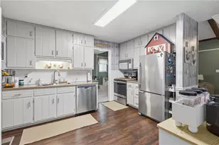 1341 Sommerset Dr, Lawrenceville, GA 30043 - Photo 19