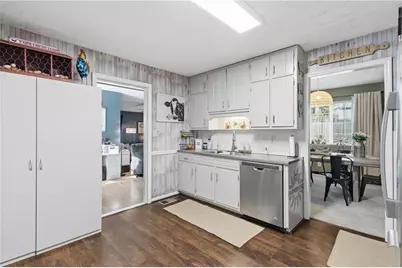 1341 Sommerset Drive, Lawrenceville, GA 30043 - Photo 27