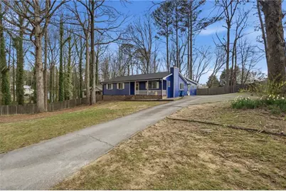 1341 Sommerset Drive, Lawrenceville, GA 30043 - Photo 35