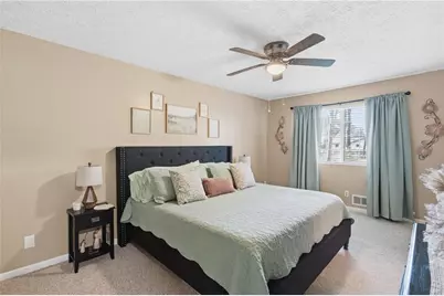 1341 Sommerset Drive, Lawrenceville, GA 30043 - Photo 31