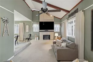 1341 Sommerset Dr, Lawrenceville, GA 30043 - Photo 9