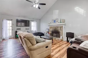 3768 Windy Hill Dr SE, Conyers, GA 30013 - Photo 5