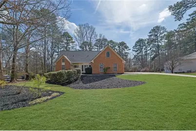 525 Saddle Crest Drive, Roswell, GA 30075 - Photo 1