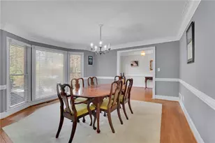 525 Saddle Crest Dr, Roswell, GA 30075 - Photo 7