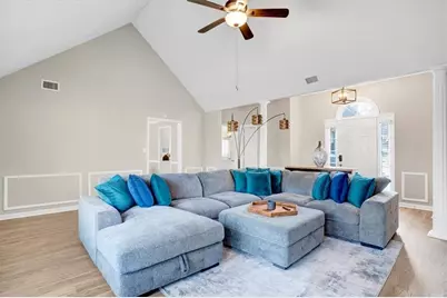 752 Stone Breeze Lane, Stone Mountain, GA 30087 - Photo 5