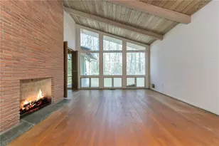 2795 Margaret Mitchell Dr NW, Atlanta, GA 30327 - Photo 17