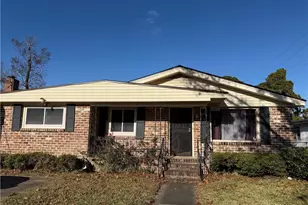 1904 Tubman St, Savannah, GA 31405 - Photo 3